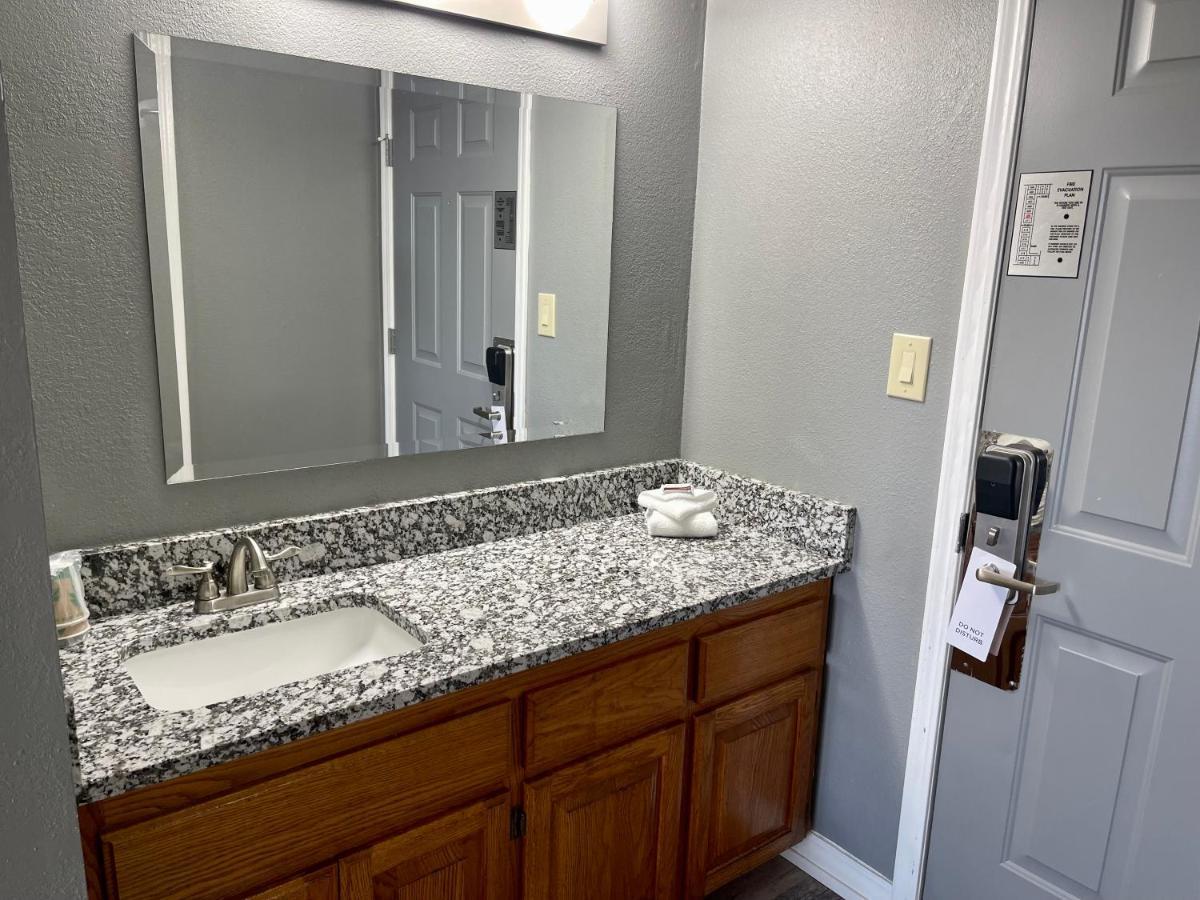 Lake Norfork Resort Henderson Екстериор снимка